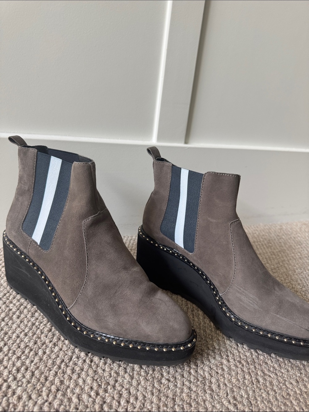 CECELIA NEW YORK Gray Suede Wedge Chelsea Booties with blue Stripe Elastic
